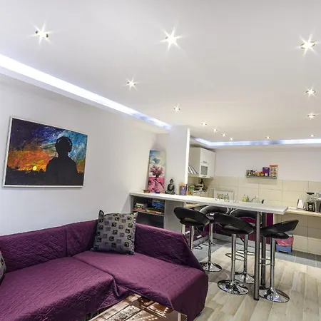 Luna Apartament Makarska